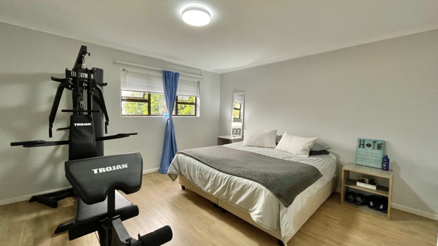 5 Bedroom Property for Sale in Lochnerhof Western Cape
